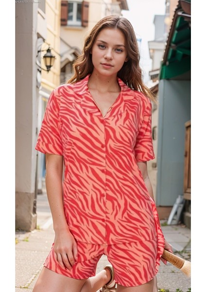 Kadın Ev Giyim Kırmızı Desenli Kısa Kollu & Şort 2 Parça Pijama Takımı LA.L01.I1.SS002