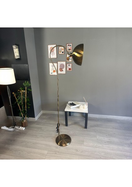 Eskitme Renk Lambader Modern Dekoratif Metal Oturma Odası Çalışma Odası Zemin Lambası fiyatları