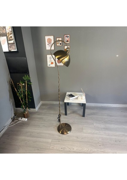 Eskitme Renk Lambader Modern Dekoratif Metal Oturma Odası Çalışma Odası Zemin Lambası indirimleri