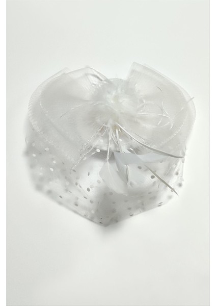 Fiyong Tüylü Dantelli Şapka Toka