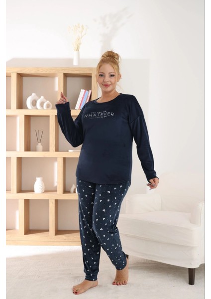Kadın Büyük Beden Yumuşak Kadife Lacivert Pijama Takımı