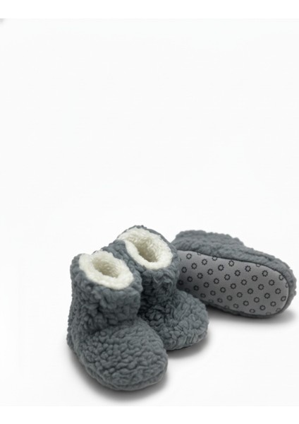 Unisex Gri Polar Çocuk Pandufu – Yumuşak, Kaymaz, Tüylenmeyen Welsoft Patik