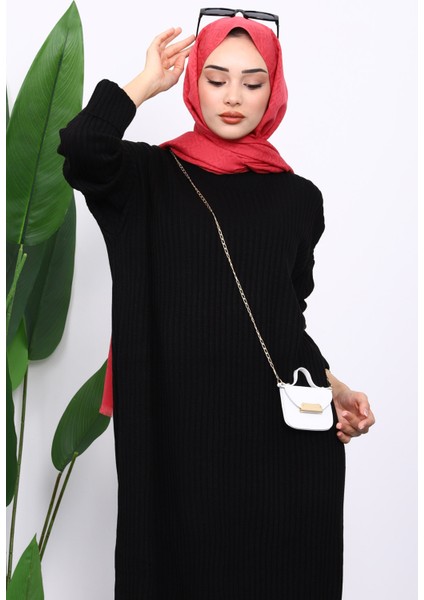 Siyah Bisiklet Yaka Yan Yırtmaçlı Triko Elbise modelleri