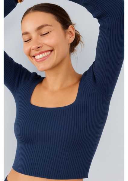 U Yaka Fitilli Triko Crop Kazak