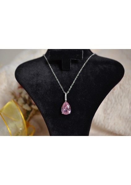 Şık Damla Figürlü Silver Çelik Kolyeler modelleri