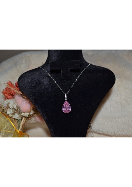 Şık Damla Figürlü Silver Çelik Kolyeler