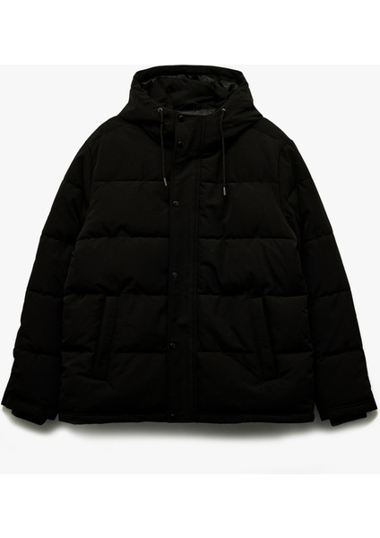 Kapüşonlu Uzun Kollu Düğmeli Cep Detaylı Kışlık Şişme Mont modelleri