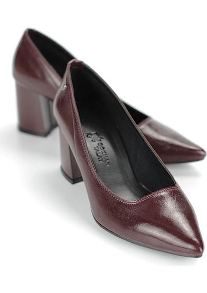 Nevra Esnek Yumuşak Kaymaz Taban (7 Cm) Bordo Rugan Kadın Kalın Topuklu Ayakkabı