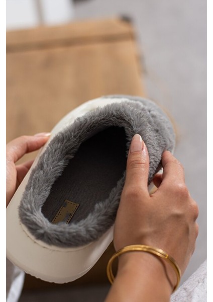 Kadın Peluş Panduf Kışlık Dikişli Yıkanabilir Sıcak Tutan Kürklü Hafif Kaymaz Rahat Taban indirimleri