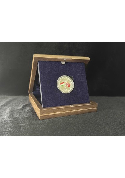 – 2024 Türk–macar Kültür Yılı Gümüş Hatıra Sikkesi (Ahşap Kutulu, Sertifikalı)