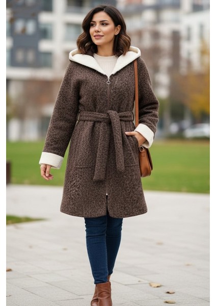 Fermuarlı Garnili Çift Cep Kemerli Kaşe Kap