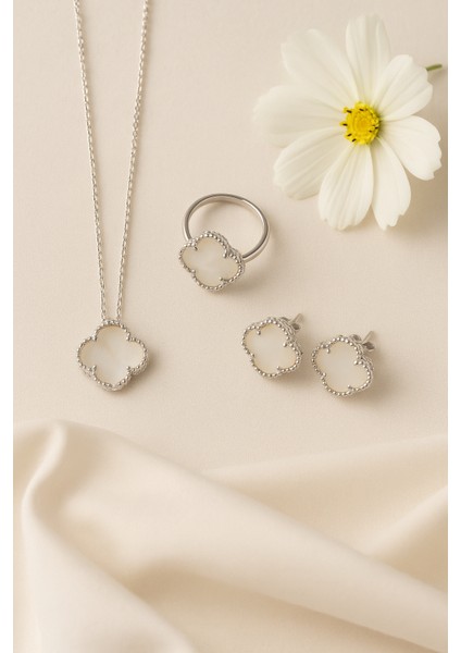 925 Ayar Rodyum Kaplama Sedef Taşlı Yonca Model Gümüş Takı Sitesi fiyatları