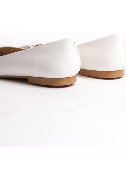 Kaylee Bağcıksız Ortopedik Rahat Taban Toka Detaylı Kadın Babet Ayakkabı Ckt - Beyaz fırsatları