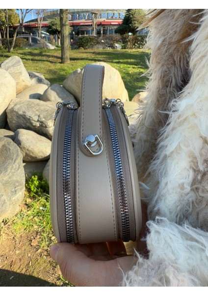 Kutu Model Bölmeli Zincir Askılı Kadın Şık Tasarımlı El Omuz ve Çapraz Çanta fiyatları