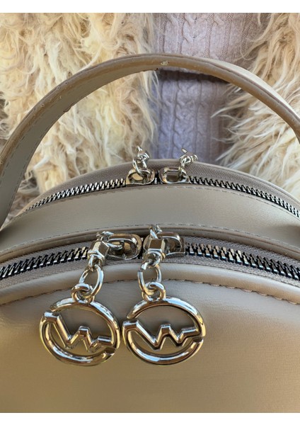 Kutu Model Bölmeli Zincir Askılı Kadın Şık Tasarımlı El Omuz ve Çapraz Çanta indirimleri