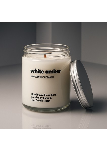 : White Amber : Cam Kavanozda Kokulu %100 Soya Mum (Amber, Sedir Ağacı, Musk, Sandal Ağacı)