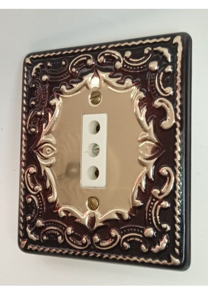 Sultan Vintage Nostaljik Retro Sıva Altı Topraksız Priz – 1980’LER Metal Ön Yüzey