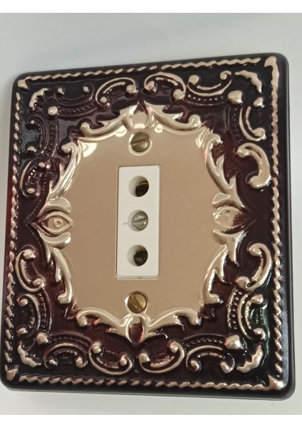 Sultan Vintage Nostaljik Retro Sıva Altı Topraksız Priz – 1980’LER Metal Ön Yüzey