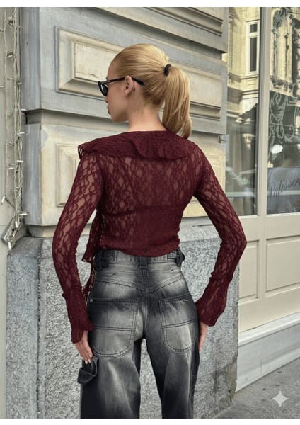 Siyah Dantel Bağlama Detaylı Bluz