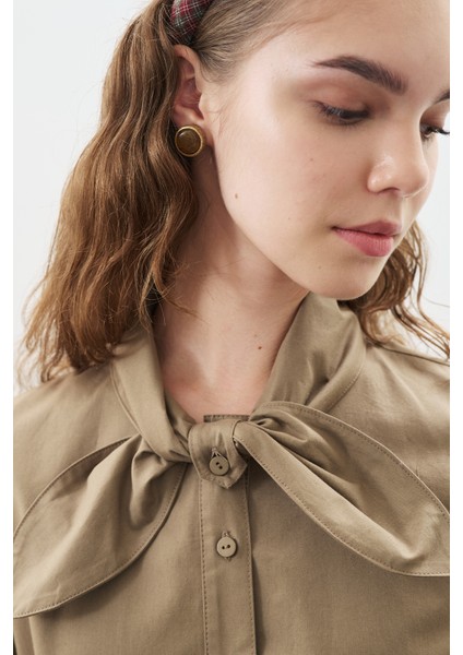 Yakası Bağlama Detaylı Elbise Haki fırsatları