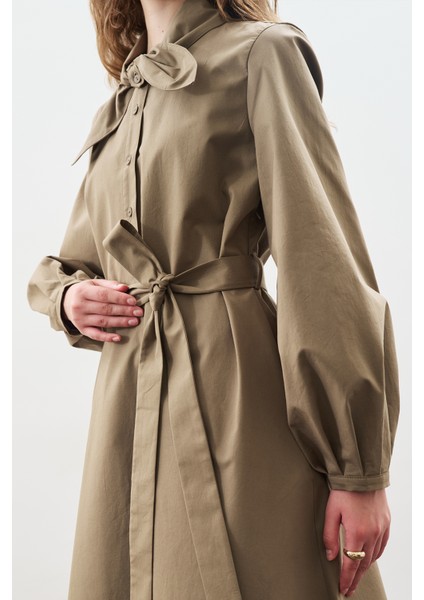 Yakası Bağlama Detaylı Elbise Haki