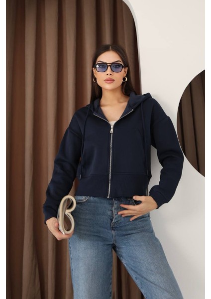 Kadın Fermuarlı Kapşonlu Beyaz Bol Crop Sweatshirt fiyatları