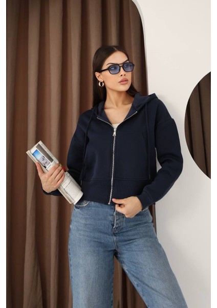 Kadın Fermuarlı Kapşonlu Beyaz Bol Crop Sweatshirt modelleri