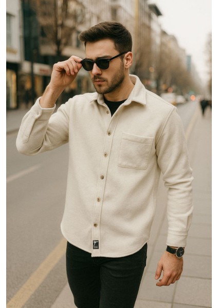 Erkek Kaşe Gömlek – Ekru Renk, Cepli, Soğuk Havalara Uygun