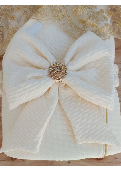 Litaetrend Yenidoğan Piramitland Taşlı Gold Güpür Işleme Bebek Battaniyesi Kundak Ekru fırsatları