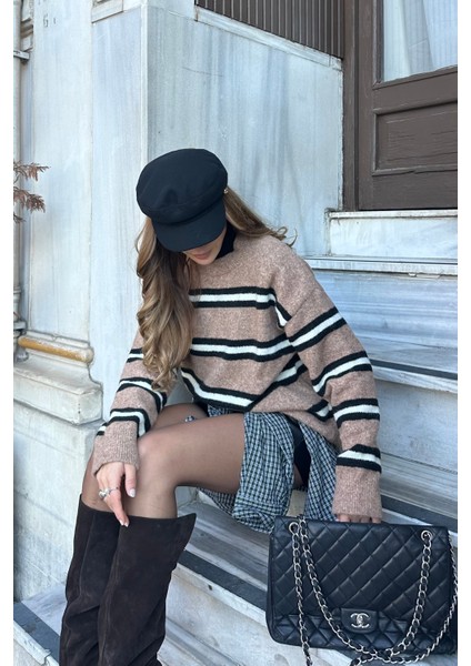 Kahverengi Renkli Çizgili Oversize Triko Kazak - 2516 fiyatları