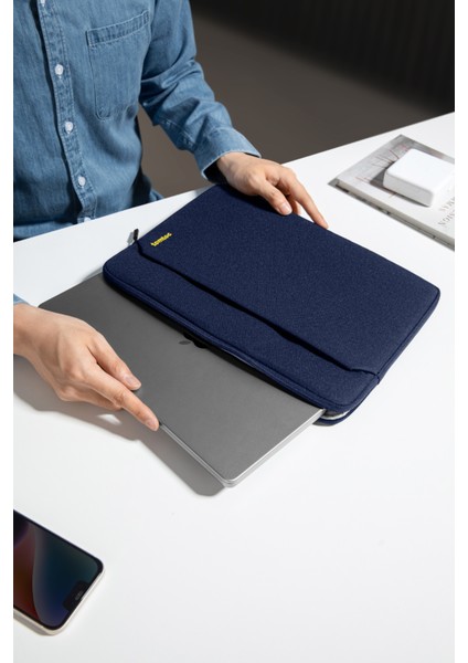 Light Serisi 15" Lacivert Notebook Kılıfı - A18E3B2 fırsatları