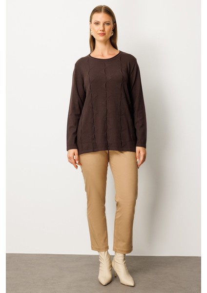 Kadın Büyük Beden Kendinden Desenli Triko Kazak 65329 Kahverengi modelleri