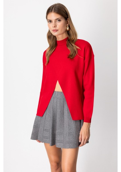 Kadın Dik Yaka Asimetrik Kesim Triko Kazak 65343 Kırmızı
