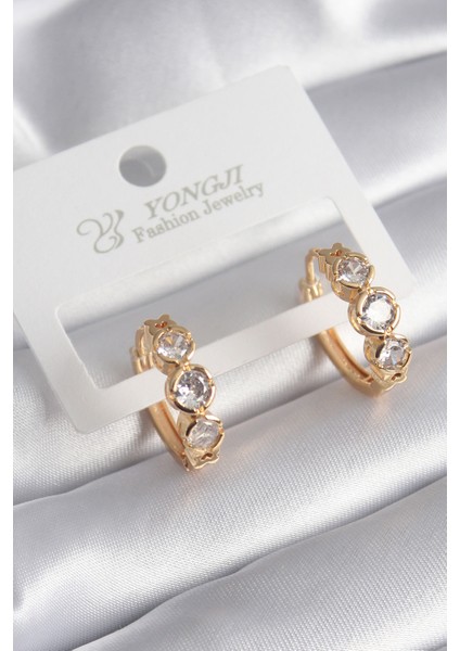 Pirinç Gold Renk Zirkon Taşı Kalp Detay Kadın Küpe - TJ-BKP8358