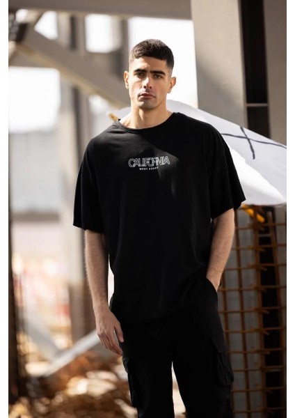 Unisex Bisiklet Yaka Baskılı Oversize T-Shirt - Siyah