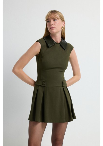 Yakası Taş Detaylı Gabardin Elbise Haki 12445681000 fırsatları