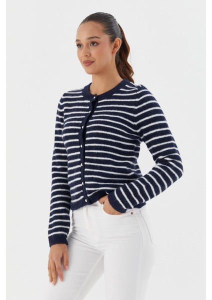 Çizgili Triko Hırka Lacı modelleri