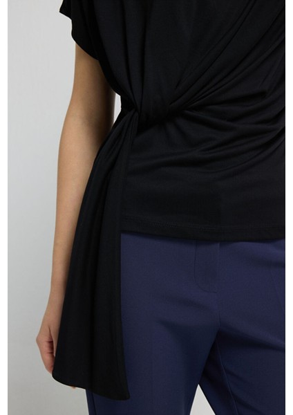 Düğüm Detaylı Bluz Siyah 11546052000 fiyatları