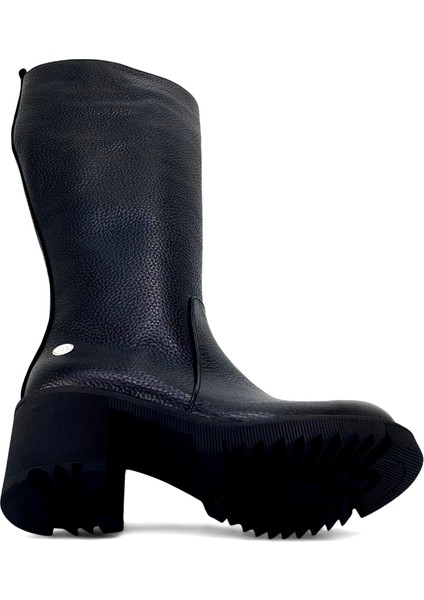 2330 25KÇ Kadın Günlük Çizme Siyah fırsatları