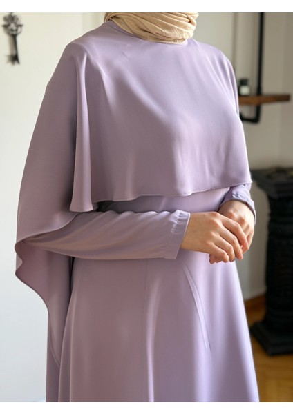 Pelerinli Bel Bağlamalı Elbise 1002 indirimleri