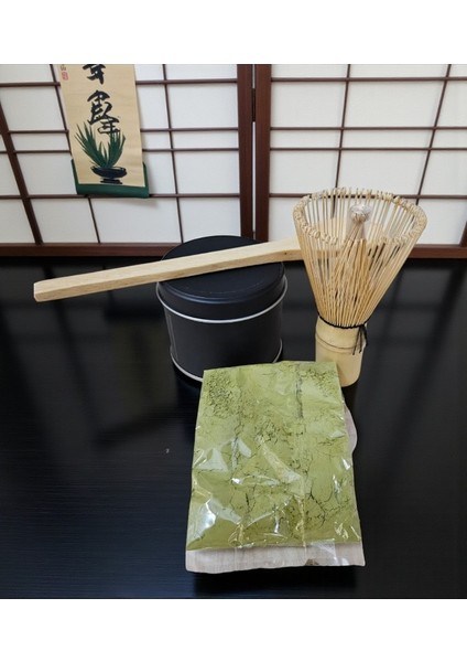Maca Çayı Bambu Matcha Çayı 25 gr Karıştırıcı Fırça ve Kaşık Bamboo Whisk Köpürtücü ( Saf Matcha)