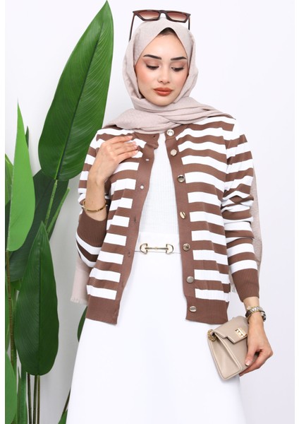 Vizon Düğmeli Soğuk İplik Triko Hırka