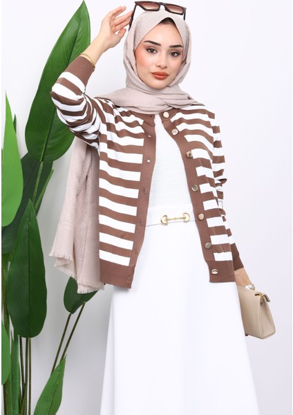 Vizon Düğmeli Soğuk İplik Triko Hırka modelleri