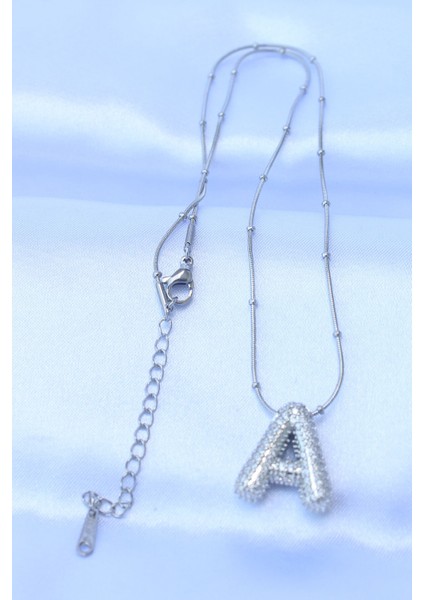 316L Çelik Zincirli Zirkon Taşlı A Harfli Gümüş Renk Bubble Kolye fiyatları