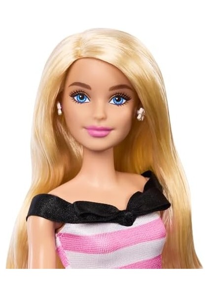 Pembe Beyaz Çizgili ve Topuklu Ayakkabılarıyla 65. Yıla Özel Sarışın Bebek ve Aksesuarları, HTH66 modelleri