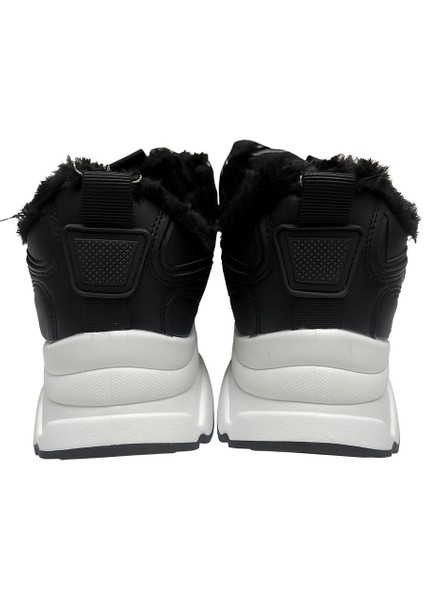 INT1223K010 Krk 3pr Kadın Siyah Outdoor Ayakkabı fırsatları