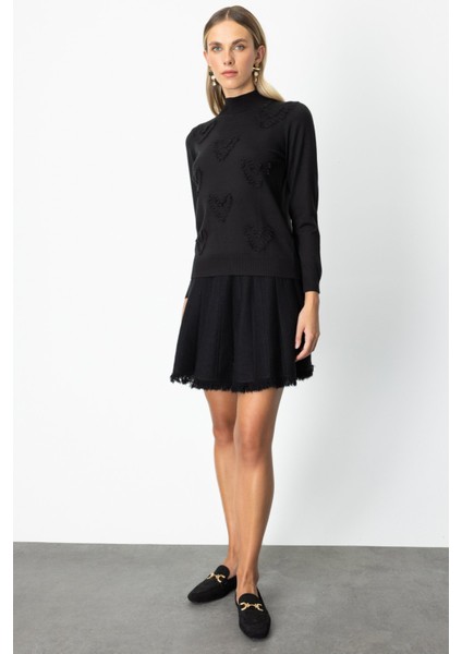 Kadın Püsküllü Kalp Detaylı Dik Yaka Kazak 65325 Siyah modelleri