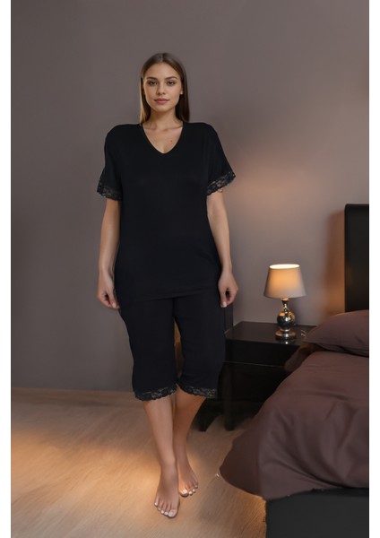 Kadın Battal Viskon V Yaka Dantelli Kısakol Kapri Takım C840-811