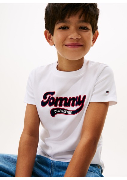 Baskılı Beyaz Erkek Çocuk T-Shirt KB0KB10118YBR modelleri