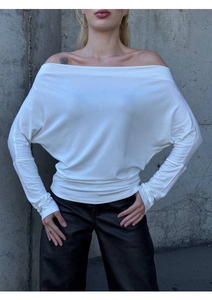 Yarasa Kol Geniş Yaka Siyah Bluz Bol Kesim Likralı Kumaş Düşük Omuz Üst